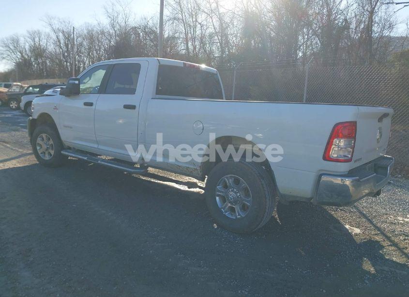 Photo 3 of 2024 Ram 3500 BIG HORN 4X4 8' BOX (VIN 3C63R3HL6RG339087)