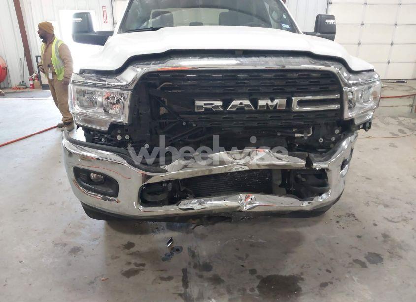 Photo 11 of 2024 Ram 3500 BIG HORN 4X4 8' BOX (VIN 3C63R3HL6RG339302)