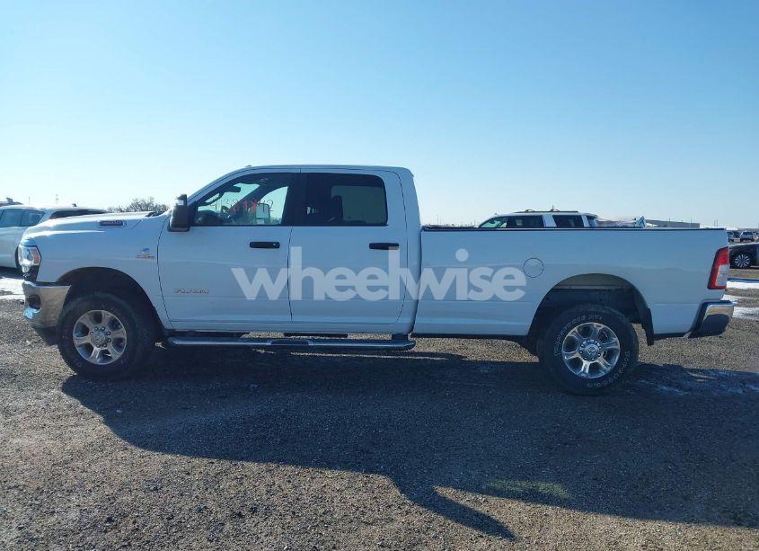 Photo 14 of 2024 Ram 3500 BIG HORN 4X4 8' BOX (VIN 3C63R3HL6RG339302)