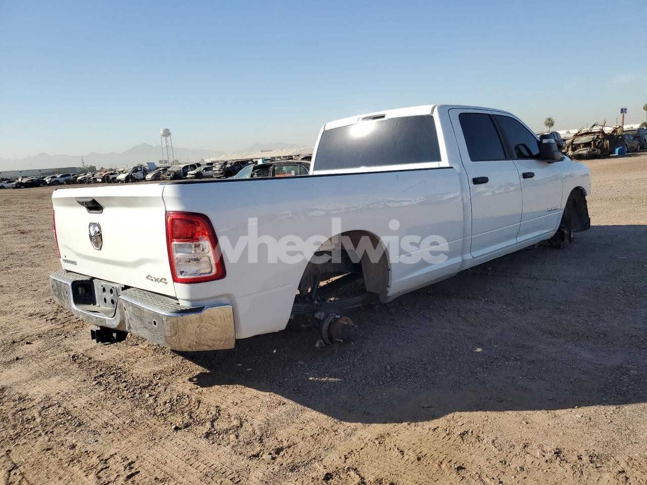 Photo 3 of 2024 RAM 3500 BIG HORN (VIN 3C63R3HL9RG338855)