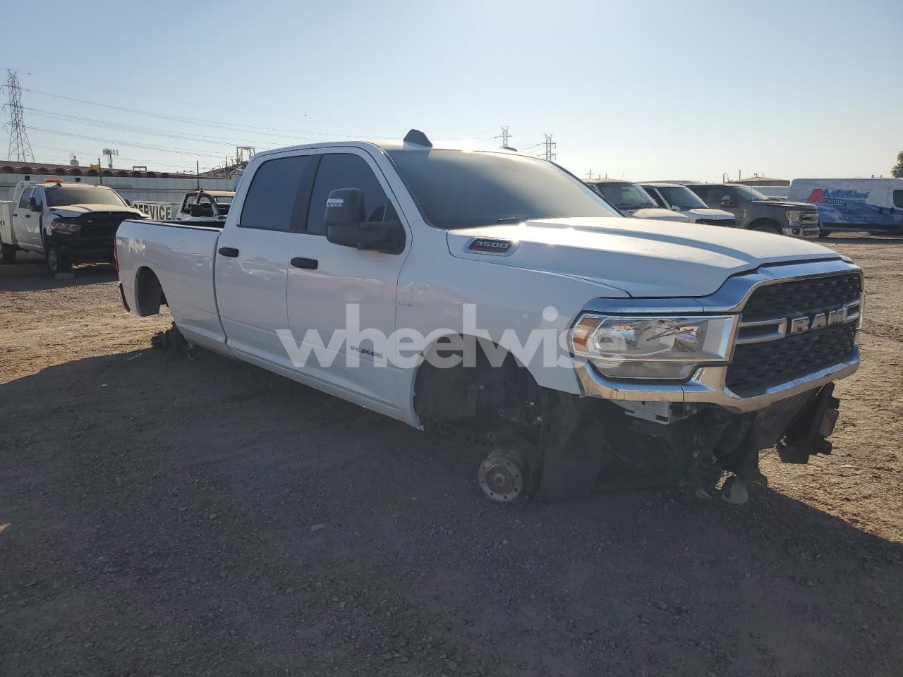 Photo 4 of 2024 RAM 3500 BIG HORN (VIN 3C63R3HL9RG338855)