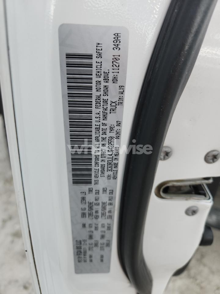 Photo 12 of 2018 RAM 3500 LARAMIE (VIN 3C63R3JL4JG422550)