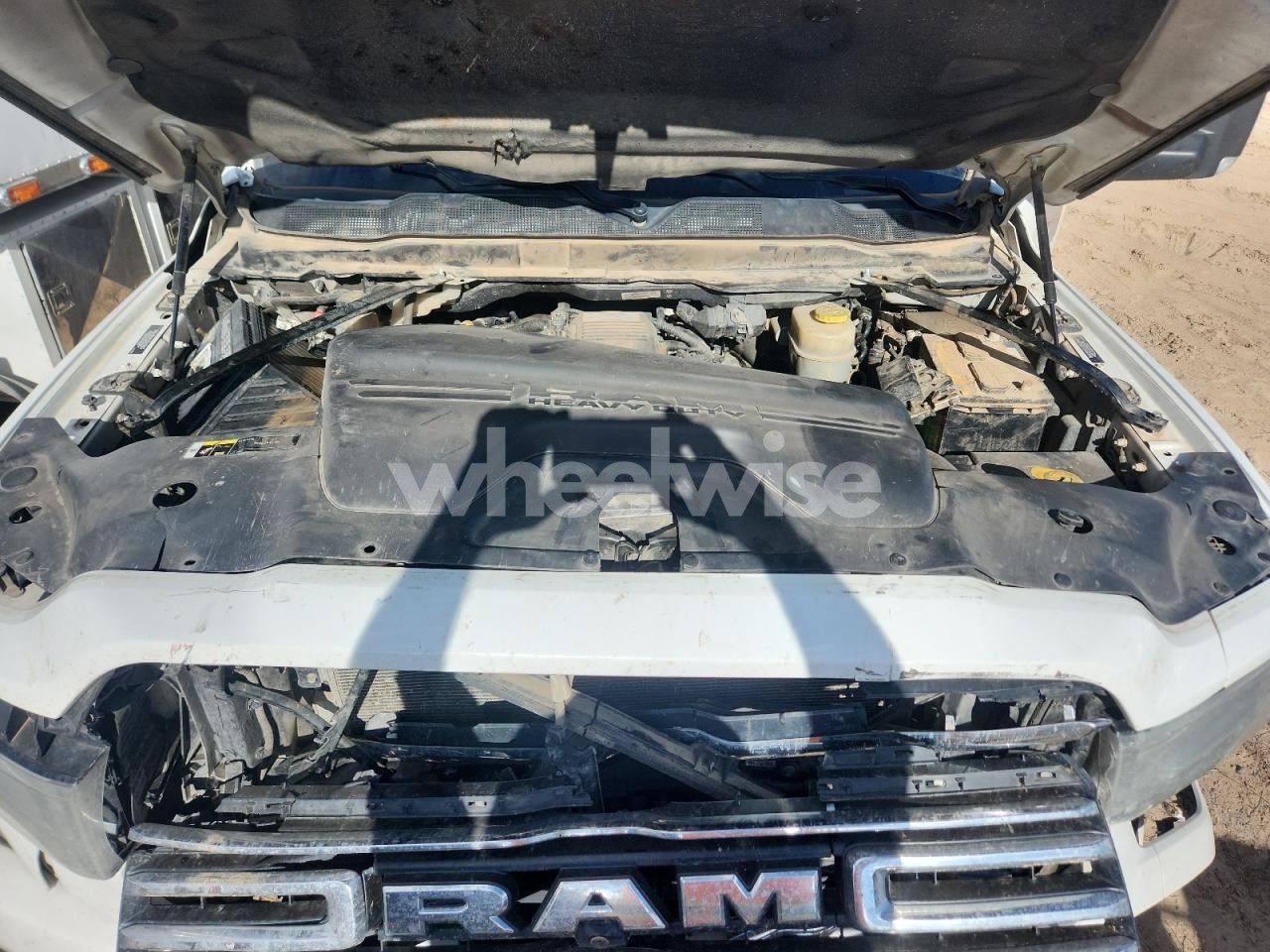 Photo 11 of 2019 RAM 3500 LARAMIE (VIN 3C63R3JL8KG726238)