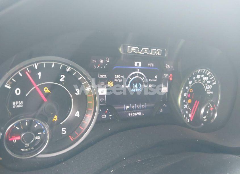 Photo 5 of 2019 Ram 3500 LARAMIE 4X4 8' BOX (VIN 3C63R3JL9KG549635)