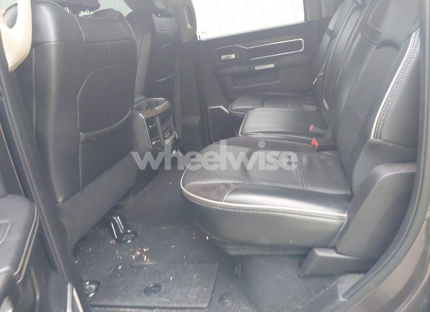 Photo 7 of 2019 Ram 3500 LARAMIE 4X4 8' BOX (VIN 3C63R3JL9KG549635)