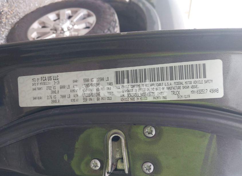 Photo 8 of 2019 Ram 3500 LARAMIE 4X4 8' BOX (VIN 3C63R3JL9KG549635)