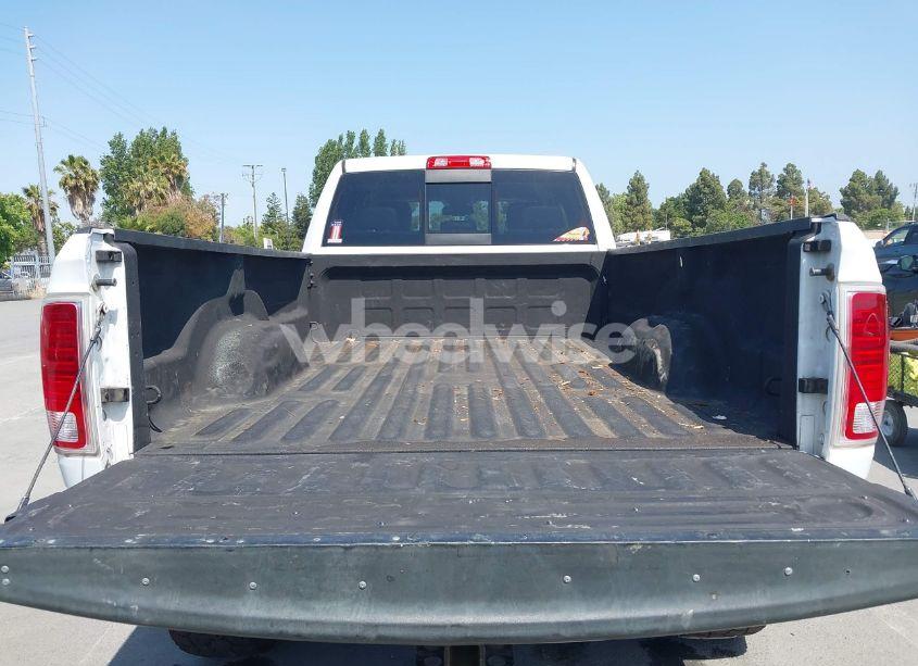 Photo 6 of 2016 Ram 3500 LARAMIE (VIN 3C63R3JLXGG138476)