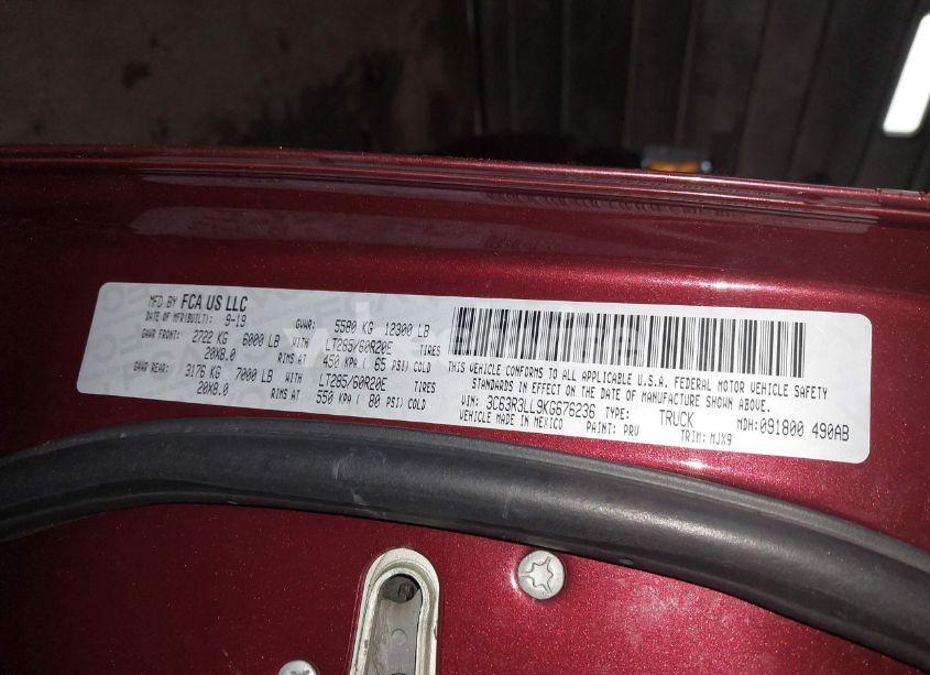 Photo 8 of 2019 Ram 3500 BIG HORN 4X4 6'4 BOX (VIN 3C63R3LL9KG676236)
