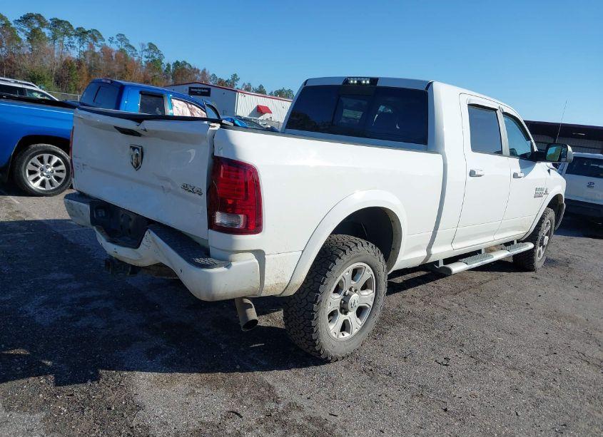 Photo 4 of 2018 Ram 3500 LARAMIE 4X4 6'4 BOX (VIN 3C63R3ML5JG132300)