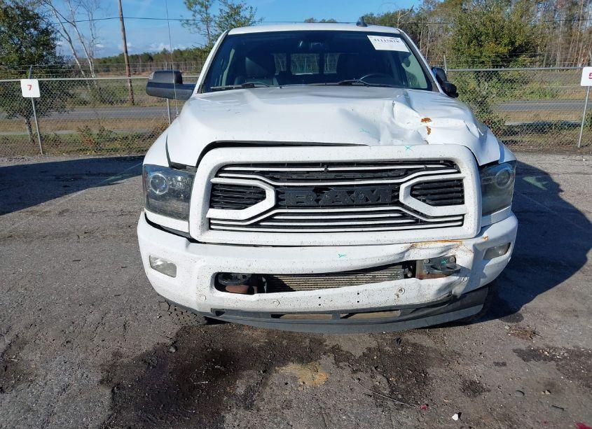 Photo 6 of 2018 Ram 3500 LARAMIE 4X4 6'4 BOX (VIN 3C63R3ML5JG132300)