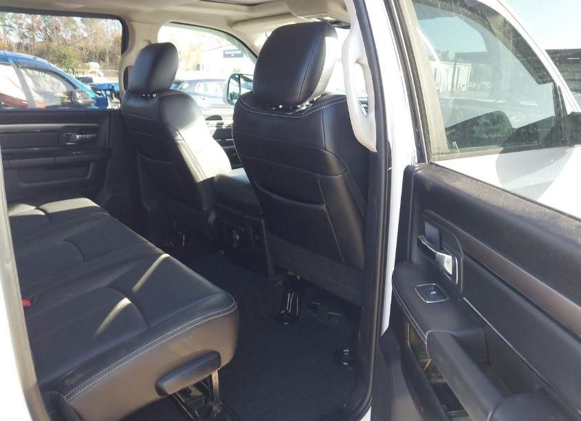 Photo 8 of 2018 Ram 3500 LARAMIE 4X4 6'4 BOX (VIN 3C63R3ML5JG132300)