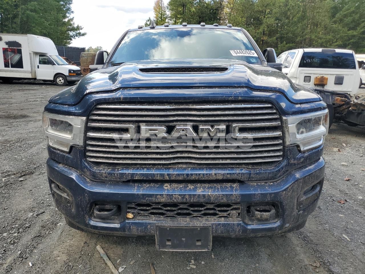 Photo 5 of 2023 RAM 3500 LARAMIE (VIN 3C63R3ML5PG625483)