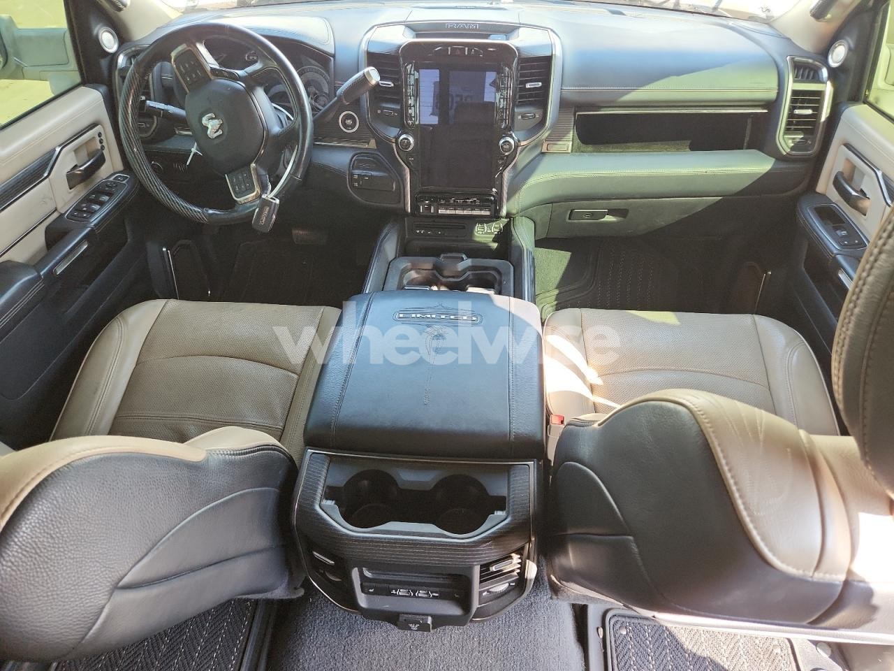 Photo 8 of 2019 RAM 3500 LIMITED (VIN 3C63R3PL1KG558417)