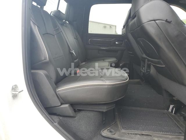 Photo 4 of 2024 RAM 3500 LIMITED N/A (VIN 3C63R3RL5RG190945)