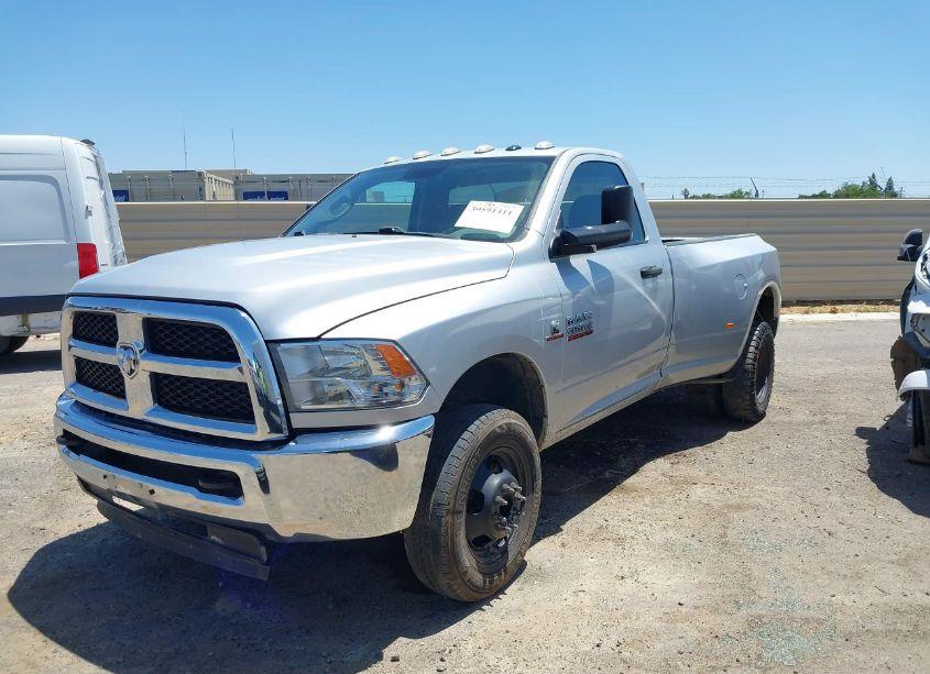Photo 2 of 2018 Ram 3500 TRADESMAN REGULAR CAB 4X2 8' BOX (VIN 3C63RPALXJG141635)