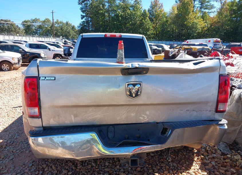 Photo 15 of 2018 Ram 3500 TRADESMAN 4X2 8' BOX (VIN 3C63RPGL8JG360598)