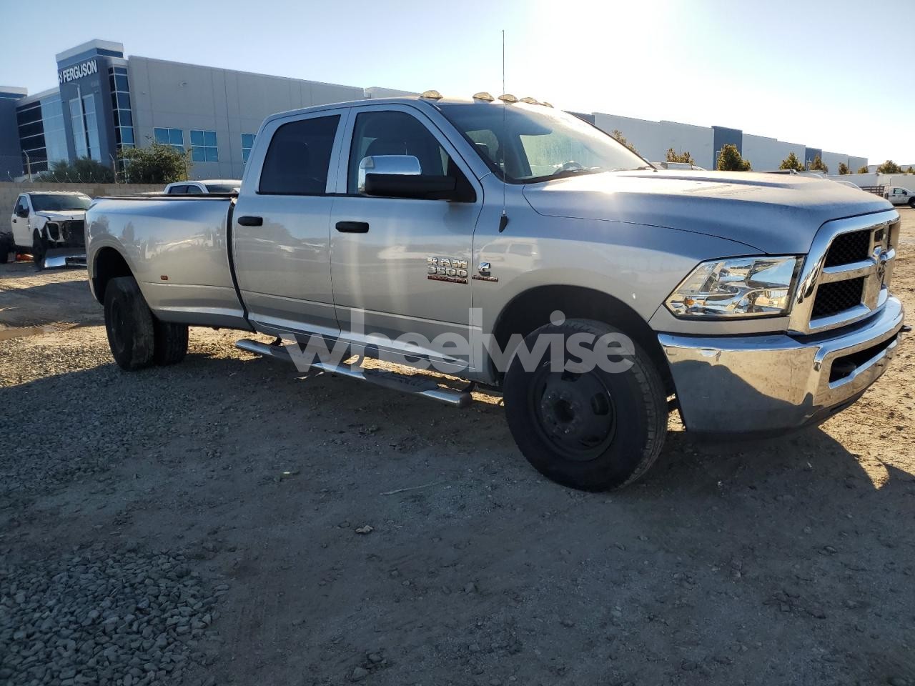 Photo 4 of 2016 RAM 3500 CREW LONG 4X2 D (VIN 3C63RPGL9GG208063)