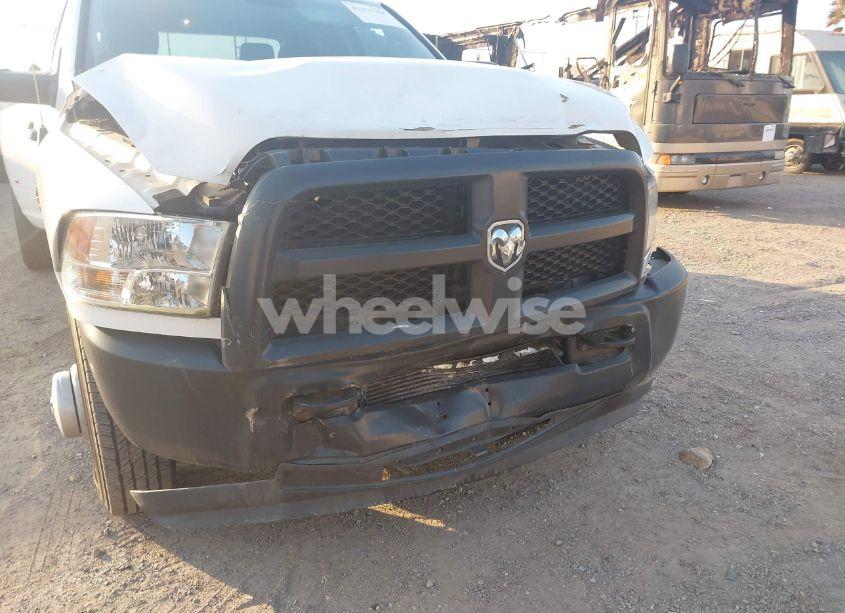 Photo 11 of 2018 Ram 3500 TRADESMAN (VIN 3C63RPGLXJG274192)