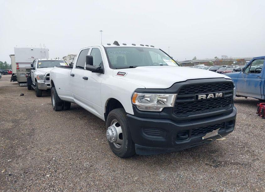 2020 Ram 3500 TRADESMAN 4X2 8' BOX (VIN 3C63RPGLXLG271893) main photo