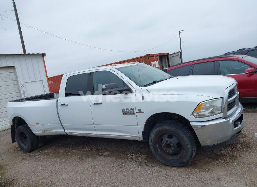 Photo 13 of 2015 Ram 3500 SLT (VIN 3C63RPHL4FG504136)