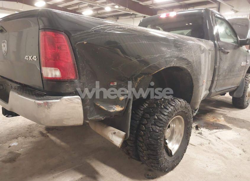 Photo 11 of 2018 Ram 3500 TRADESMAN 4X4 8' BOX (VIN 3C63RRAL3JG258985)