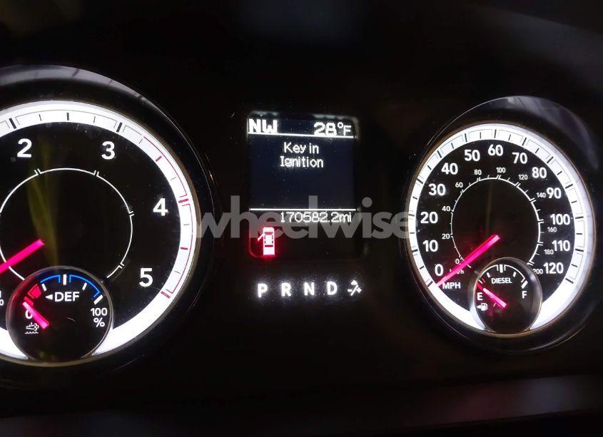 Photo 5 of 2018 Ram 3500 TRADESMAN 4X4 8' BOX (VIN 3C63RRAL3JG258985)