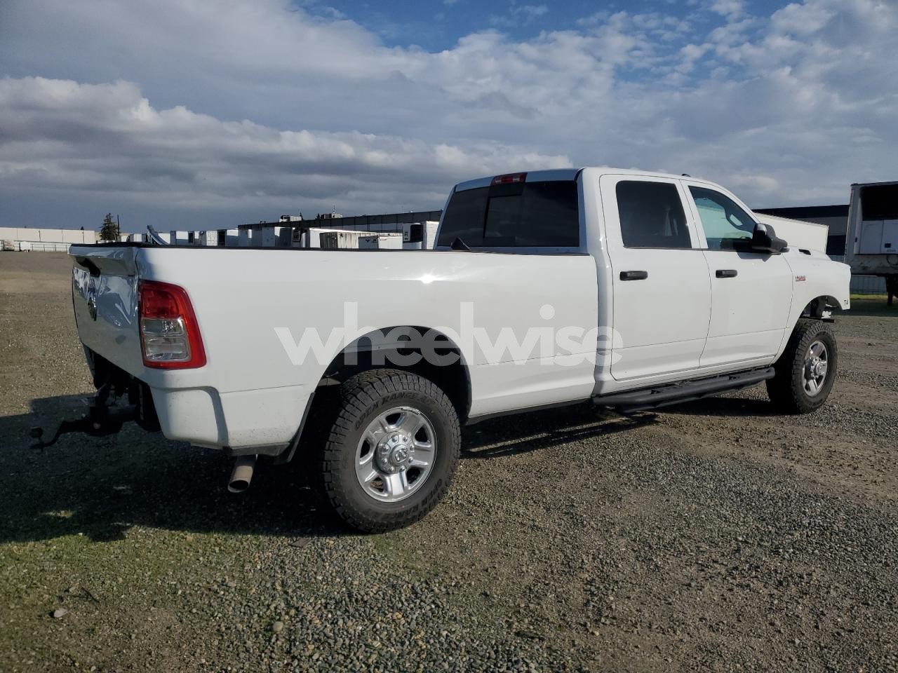 Photo 3 of 2021 RAM 3500 TRADESMAN (VIN 3C63RRGJ8MG589314)
