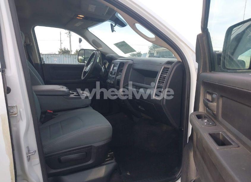 Photo 7 of 2018 Ram 3500 (VIN 3C63RRGL1JG124452)