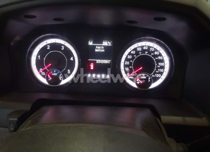 Photo 7 of 2018 Ram 3500 TRADESMAN (VIN 3C63RRGL1JG267093)