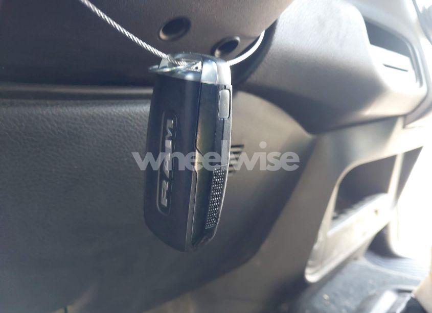 Photo 10 of 2019 Ram 3500 TRADESMAN 4X4 8' BOX (VIN 3C63RRGL1KG591954)