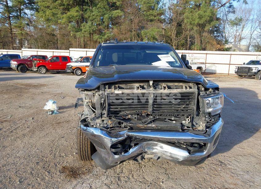 Photo 14 of 2019 Ram 3500 TRADESMAN 4X4 8' BOX (VIN 3C63RRGL1KG591954)