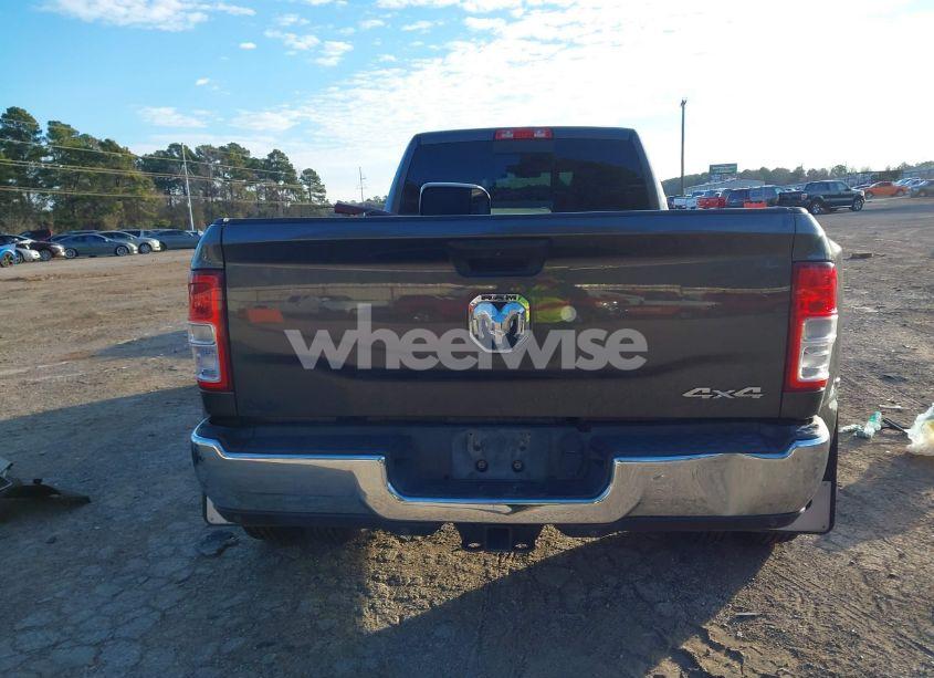 Photo 17 of 2019 Ram 3500 TRADESMAN 4X4 8' BOX (VIN 3C63RRGL1KG591954)