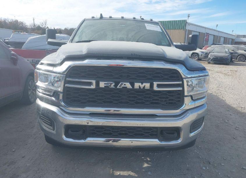 Photo 11 of 2020 Ram 3500 TRADESMAN 4X4 8' BOX (VIN 3C63RRGL1LG255495)