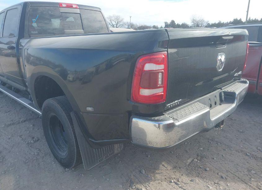 Photo 3 of 2020 Ram 3500 TRADESMAN 4X4 8' BOX (VIN 3C63RRGL1LG255495)