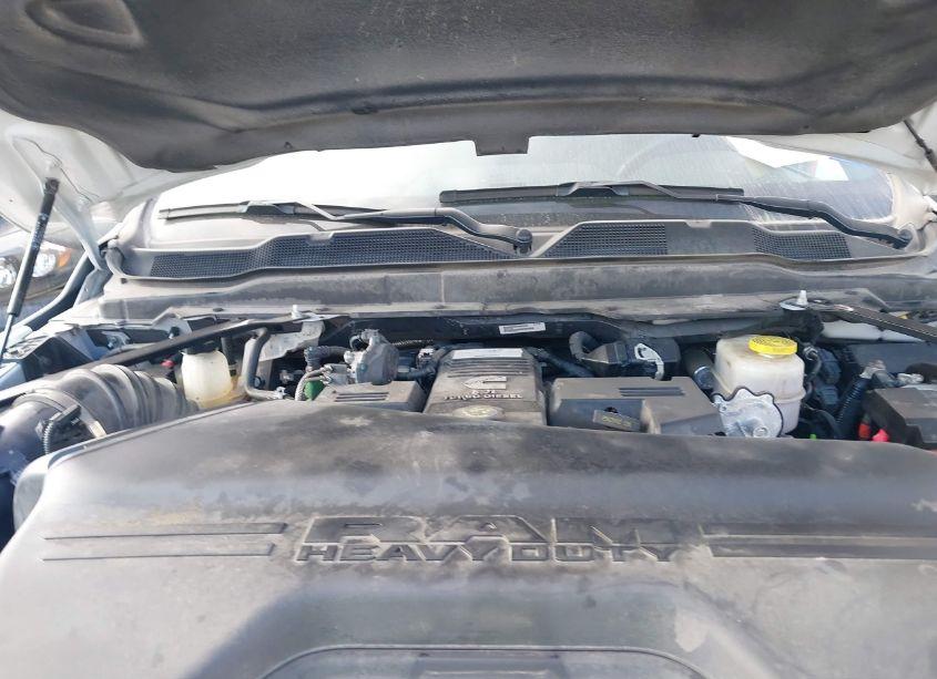 Photo 9 of 2024 Ram 3500 TRADESMAN (VIN 3C63RRGL1RG121143)