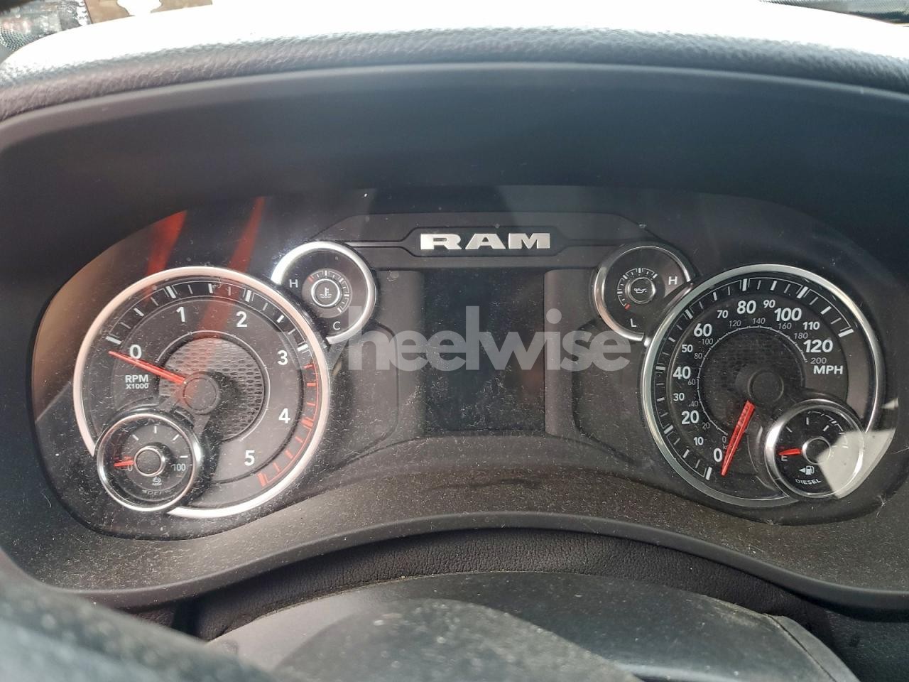 Photo 9 of 2024 RAM 3500 TRADESMAN (VIN 3C63RRGL2RG368963)