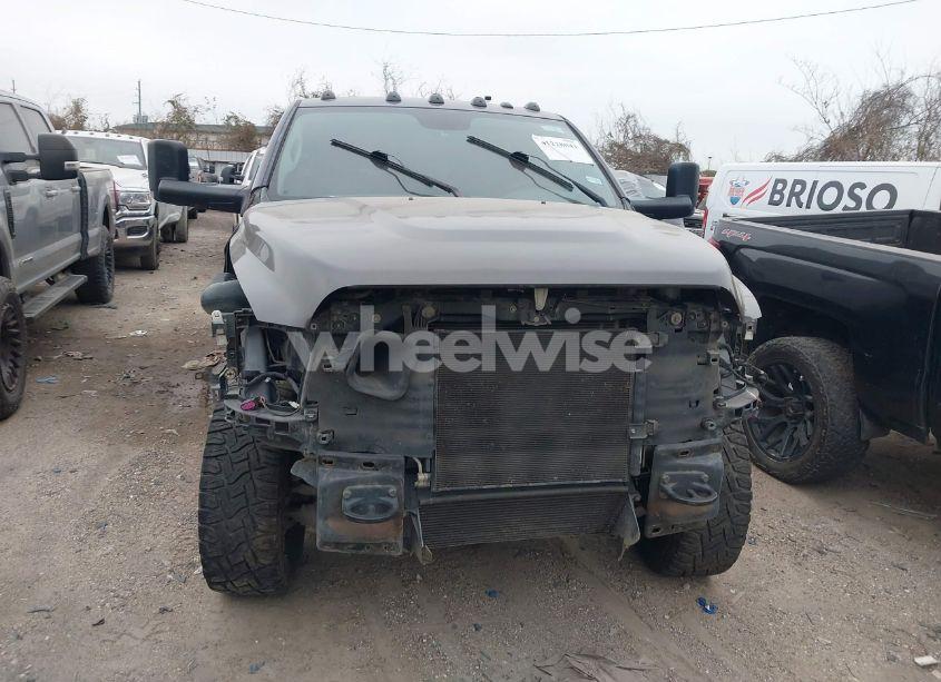 Photo 11 of 2016 Ram 3500 TRADESMAN (VIN 3C63RRGL3GG122212)