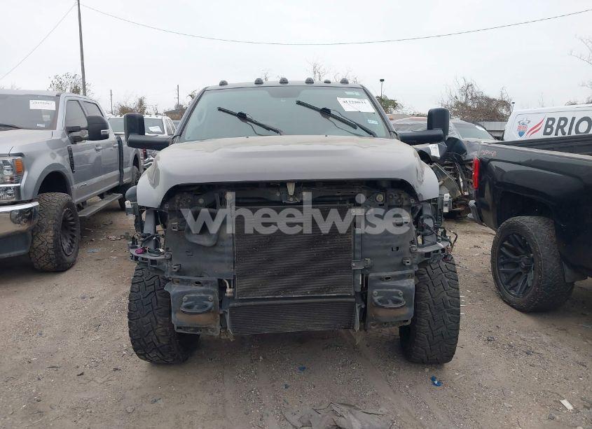 Photo 14 of 2016 Ram 3500 TRADESMAN (VIN 3C63RRGL3GG122212)