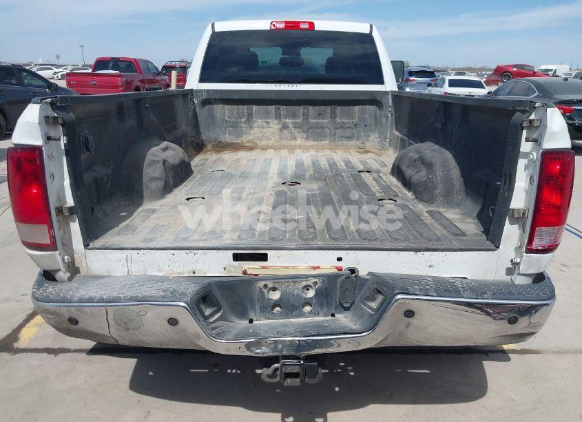 Photo 8 of 2018 Ram 3500 TRADESMAN (VIN 3C63RRGL3JG271193)