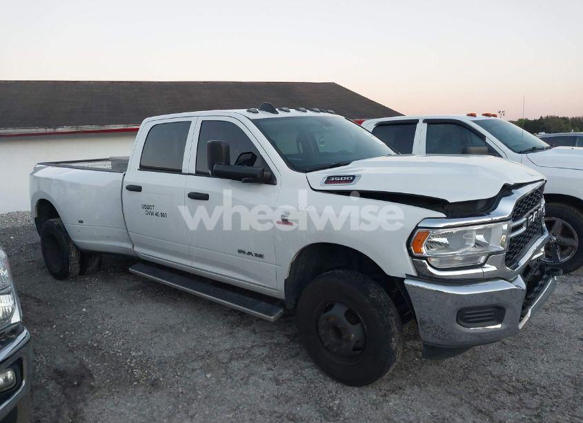 Photo 13 of 2019 Ram 3500 TRADESMAN 4X4 8' BOX (VIN 3C63RRGL3KG591762)