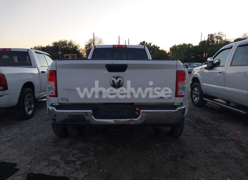 Photo 15 of 2019 Ram 3500 TRADESMAN 4X4 8' BOX (VIN 3C63RRGL3KG591762)