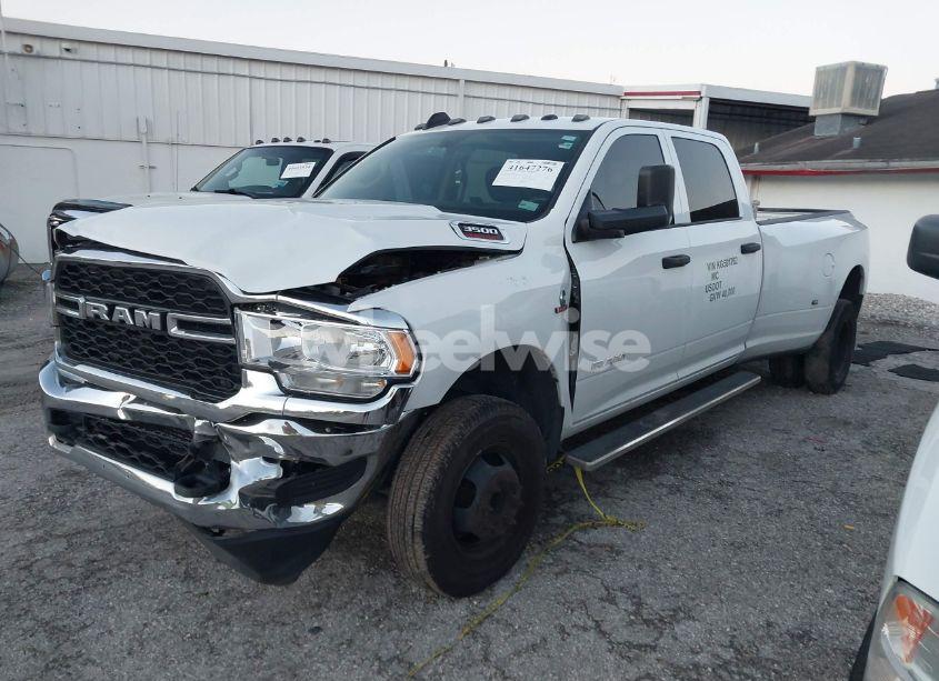 Photo 2 of 2019 Ram 3500 TRADESMAN 4X4 8' BOX (VIN 3C63RRGL3KG591762)