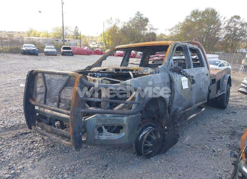 Photo 2 of 2019 Ram 3500 (VIN 3C63RRGL3KG612657)