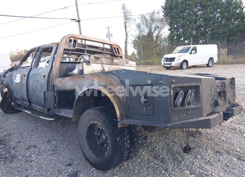 Photo 3 of 2019 Ram 3500 (VIN 3C63RRGL3KG612657)