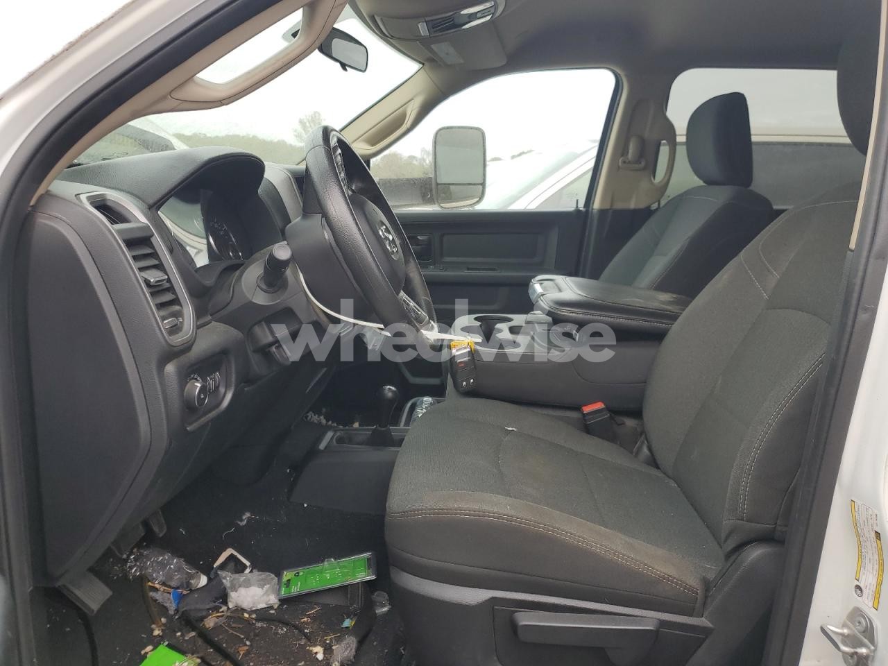 Photo 7 of 2020 RAM 3500 TRADESMAN N/A (VIN 3C63RRGL3LG114380)