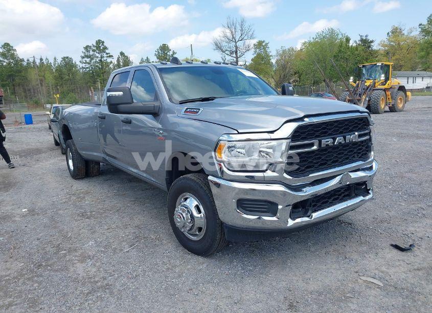 2024 Ram 3500 TRADESMAN 4X4 8' BOX (VIN 3C63RRGL3RG317424) main photo