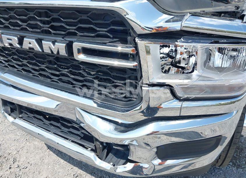 Photo 11 of 2024 Ram 3500 TRADESMAN 4X4 8' BOX (VIN 3C63RRGL3RG317424)