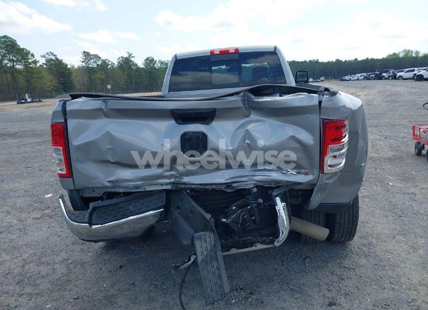 Photo 15 of 2024 Ram 3500 TRADESMAN 4X4 8' BOX (VIN 3C63RRGL3RG317424)
