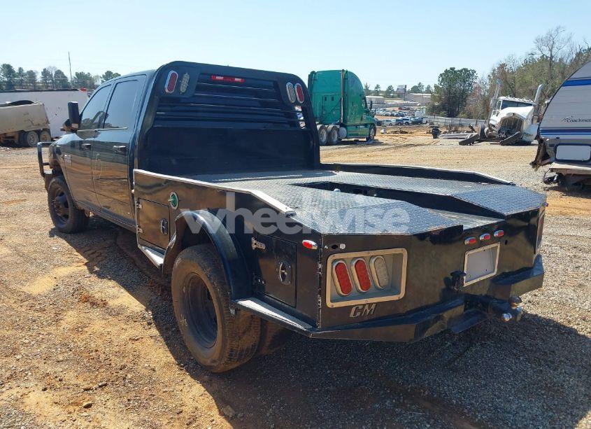 Photo 3 of 2014 Ram 3500 TRADESMAN (VIN 3C63RRGL4EG122376)