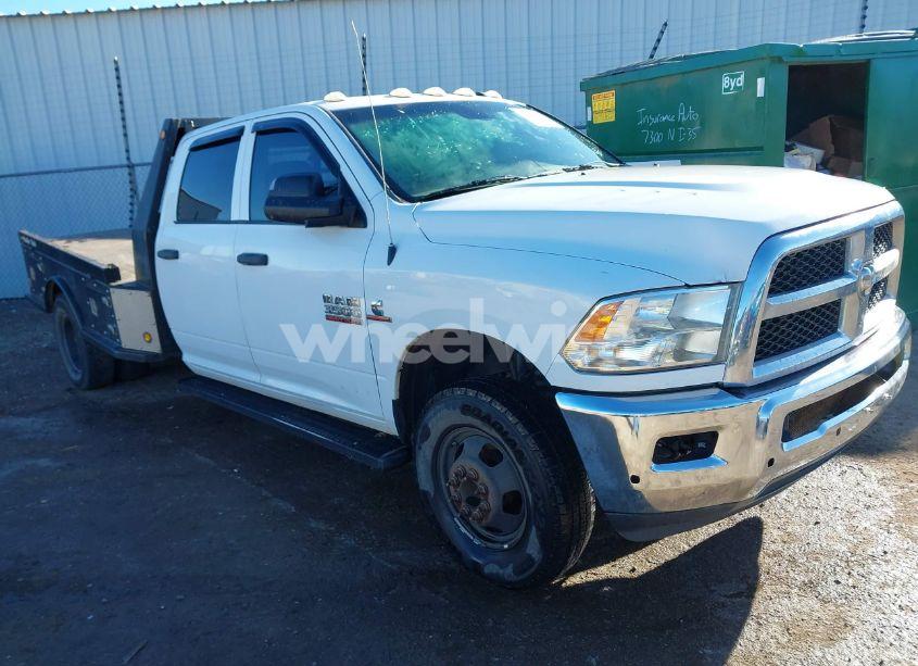 2015 Ram 3500 TRADESMAN (VIN 3C63RRGL4FG523315) main photo